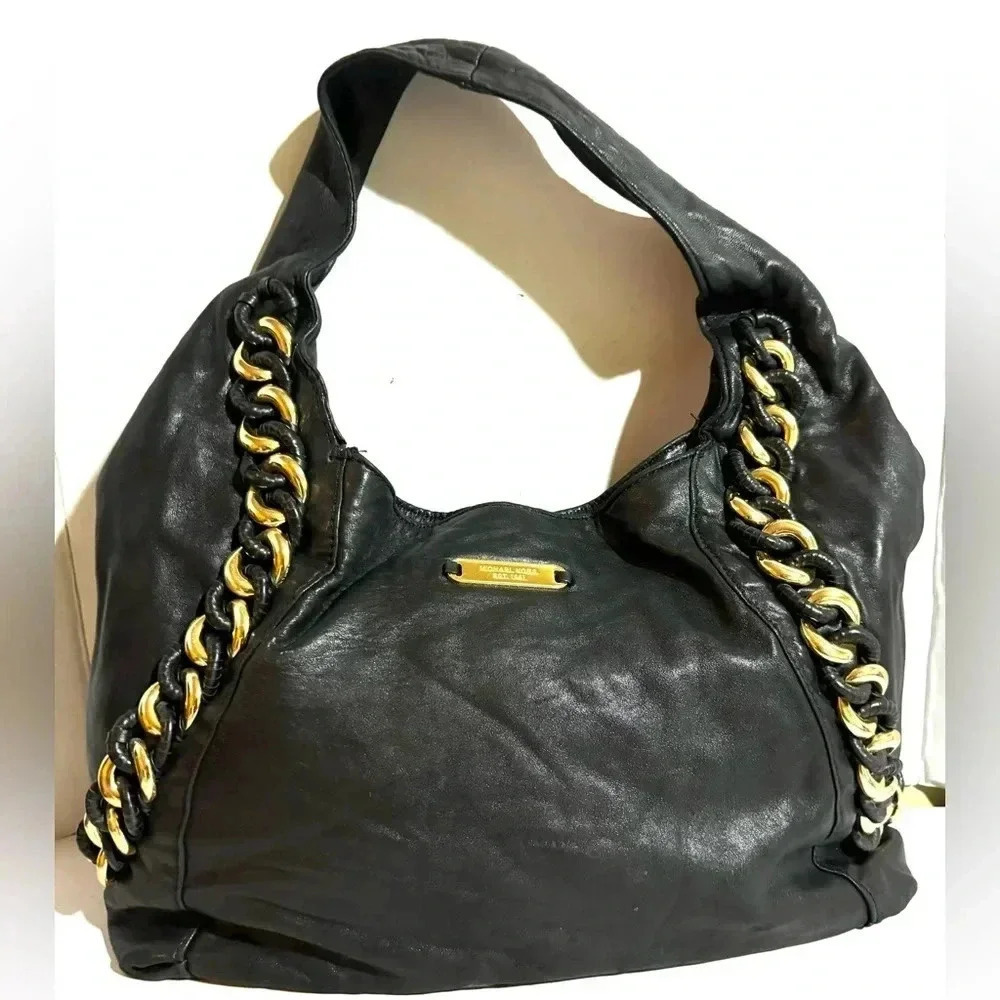 Michael kors black leather shoulder handbag